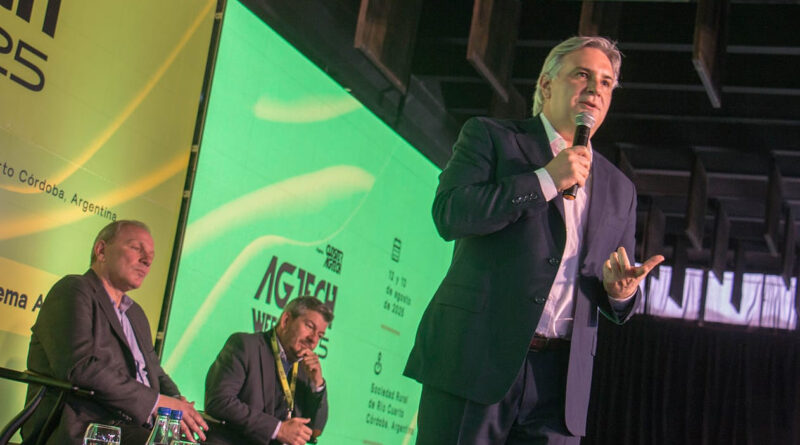 Martín Llaryora, gobernador de Córdoba, en AgTech Week 2025.